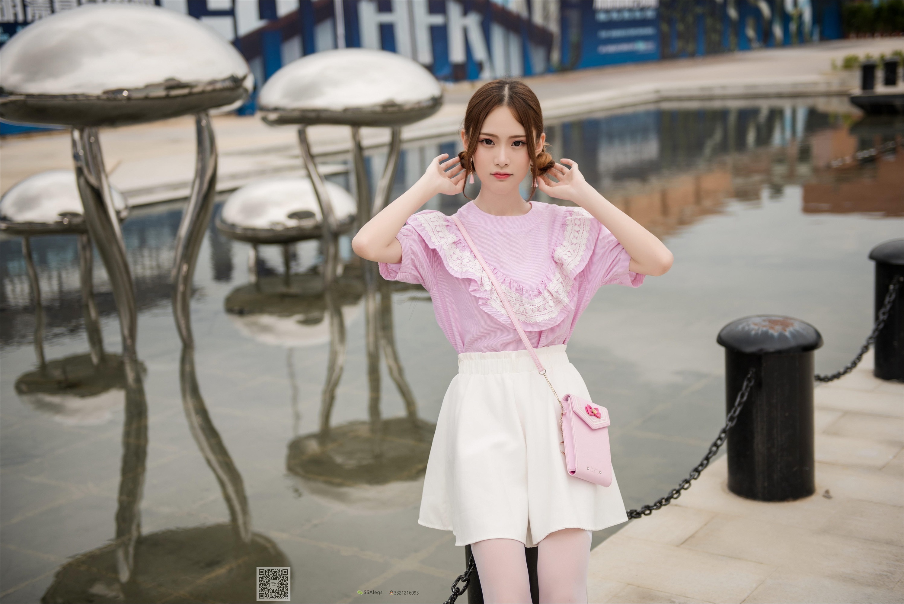 SSA silk society no.009 xiaoqiqi ultra thin 5D stockings Street Photo